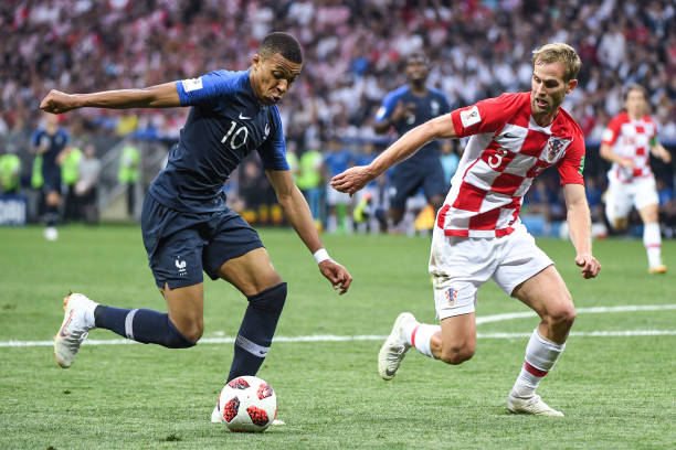 路防守失误 路防守失误