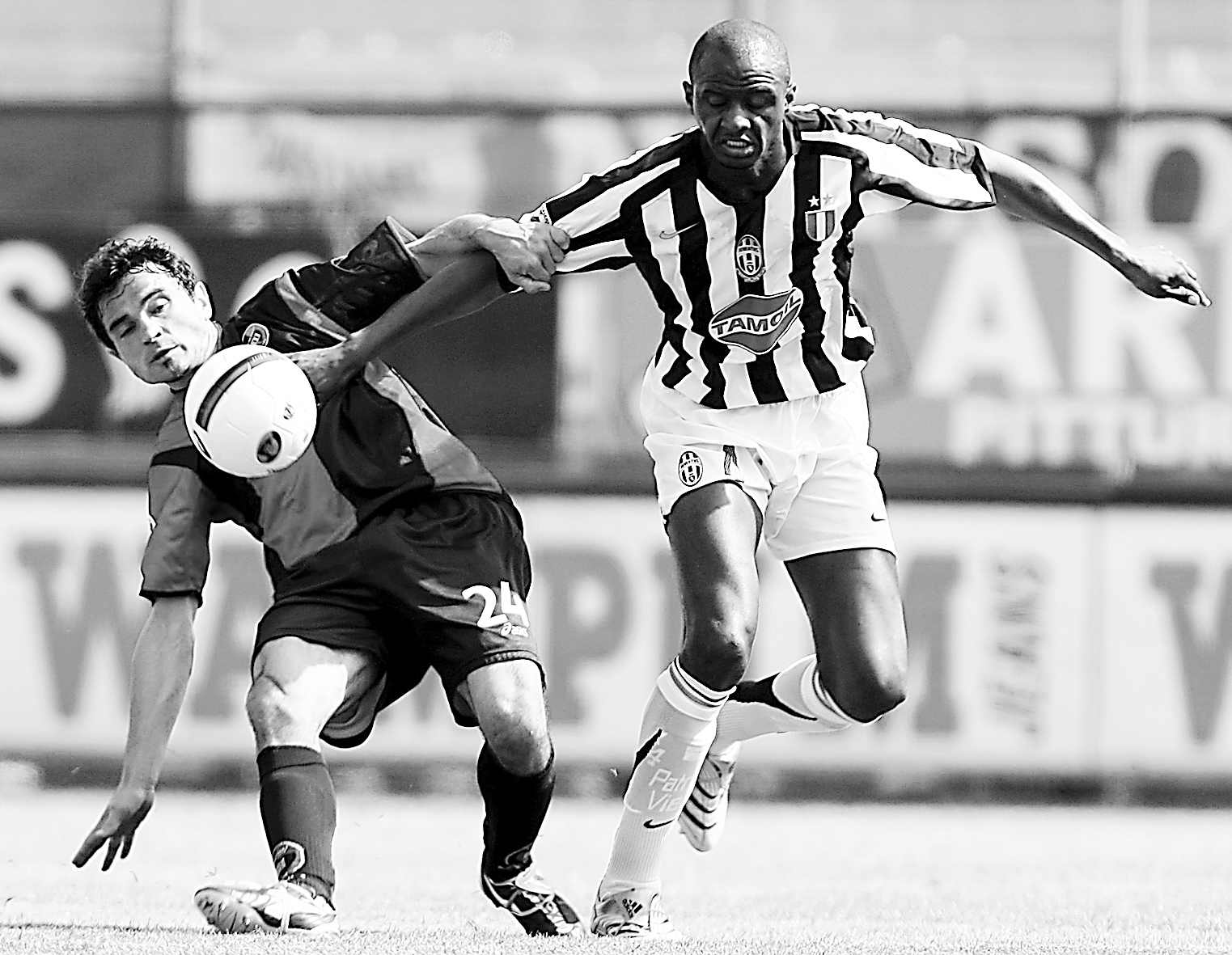 整车级铝结 整车级铝结