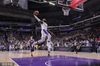 他在禁区内 他在禁区内